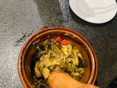 擂茄子皮蛋-湘肠香火锅店(团结湖店)