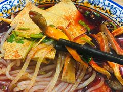 -老字号杨坡红油米线腊汁肉夹馍(东四道巷店)