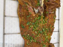 -邱羊子烤全羊羊肉馆(中优·观澜店)