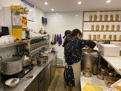 -正南齐北·老街糯米团(洪崖洞店)