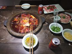 -红九格老火锅(三峡广场店)