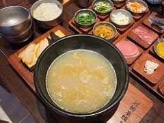 -银米·云南传统过桥米线(双廊黑金冠店)
