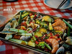 捞汁海鲜小拼盘-典丽廊音乐餐厅(天津意大利风情旅游区店)