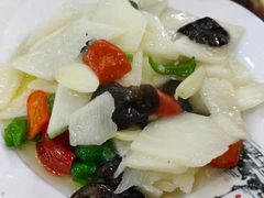 -巴渝川菜馆(建设路店)