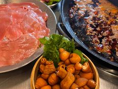 -鹿鸣山草本茶香火锅(园西路店)