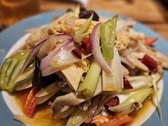 -平娃三宝烧烤·面食(南小街店)