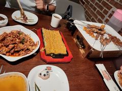 -三个大叔烤羊肉串·歌手驻唱·碳烤鲜肉(西三旗店)