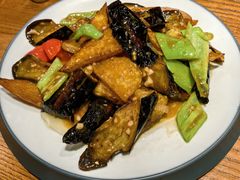 -雪乡阁东北农家菜(颛桥约好休闲街店)