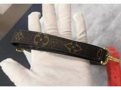 -爱革·奢品·鞋包·衣物·家居(博荟广场店)
