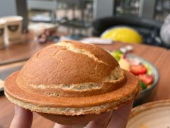 菠萝大虾飞碟堡-魏斯理汉堡(西安沣东吾悦店)