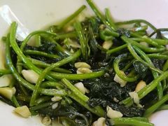-霄汉牛三鲜湖北砂锅菜(万松园2店)