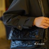 日常系穿搭神器❗️YSL🔜黑色链条邮差包