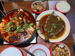 -老闵田螺馆·南昌市井菜·特色小吃(总店)