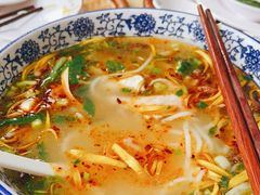 -桥香园云南过桥米线(金马碧鸡店)