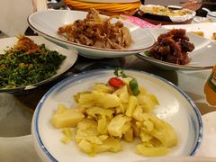 -侬佳蒸菜馆(听潮店)