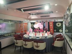 -巴特餐饮6加1音乐餐吧·新疆菜