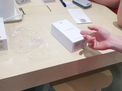 -华为授权体验店(中山公园来福士)