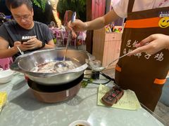 -范饭椰林川湘味海鲜·椰子鸡(三亚湾椰梦长廊店)