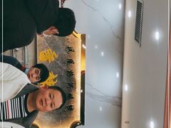 -凤凰路何眼镜香辣蟹(花果园店)