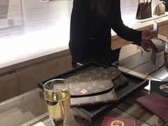 -路易·威登(香榭丽舍大道店)