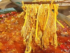 -旧街市鲜货老火锅(大光路店)