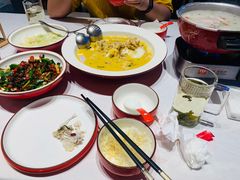 -老湘亲·品鉴湘菜(蔡塘爱琴海店)