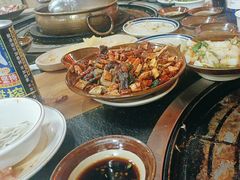 -阿山卓·野生菌火锅·纳西火塘烤肉