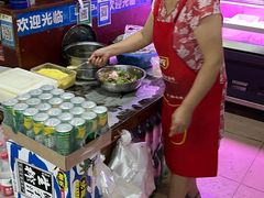 -周良天山牛杂城(天山路总店)