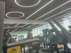-Z&B Fitness Studio·Gym(前滩L+PLAZA店)