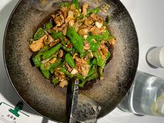-费大厨辣椒炒肉(高铁吾悦广场店)