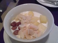 20110312175-咖啡苑自助餐厅·中国大饭店