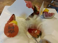 -大中华希尔顿酒店-念自助餐·嗨啤·小龙虾