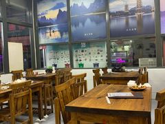 大堂-牛八宝桂林米粉(八里庄店)