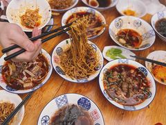 -杨伯英传统杂酱面