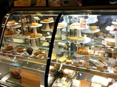 面包甜点陈列柜-星巴克(泉州晋江万达广场店)
