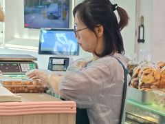 -上海哈尔滨食品厂(长宁龙之梦购物公园店)