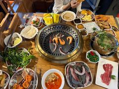 -汉江山料理级自助烤肉黑金冠(周口好吃城店)