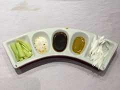 烤鴨小料-京味斋·北京烤鸭(北京南站洋桥店)