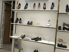 -云柏鞋业(十里堡店)