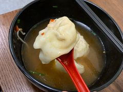 鲜肉小馄饨-万寿斋(山阴路店)