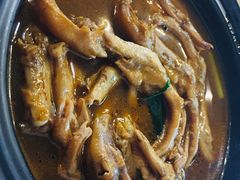 香辣鸭掌煲-万景饭店·鱼街农家菜