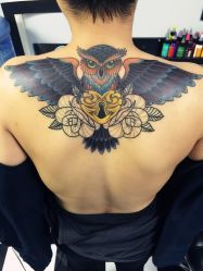 -Black Tattoo Studio