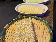 -尚尚仙·酸汤猪手·猪肚鸡火锅(华联万柳购物中心店)