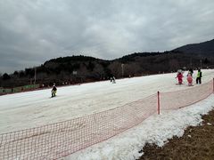 -济南卧虎山滑雪场