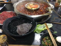 -铜元老码头鳝鱼火锅