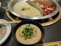 -沸炉重庆老火锅(军事博物馆店)