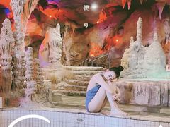 -泉城欧乐堡戏水湾艺术养生温泉