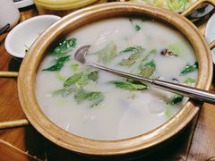 -雀舞云南菜(天津天河城购物中心店)