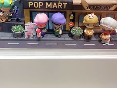-泡泡玛特POPMART(上海环球港店)