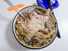 -忆螺巷螺蛳粉(步行街小巷店)
